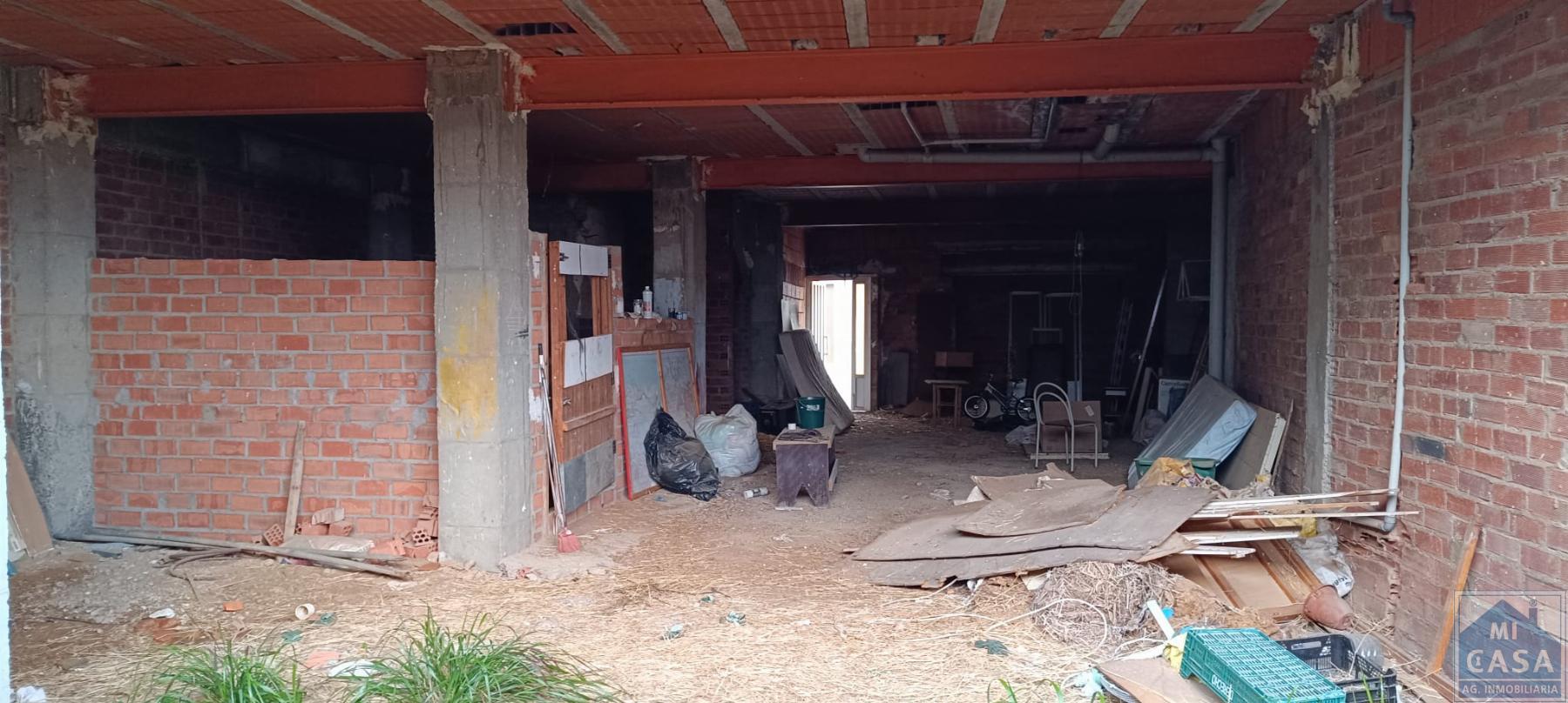 For sale of house in Alange