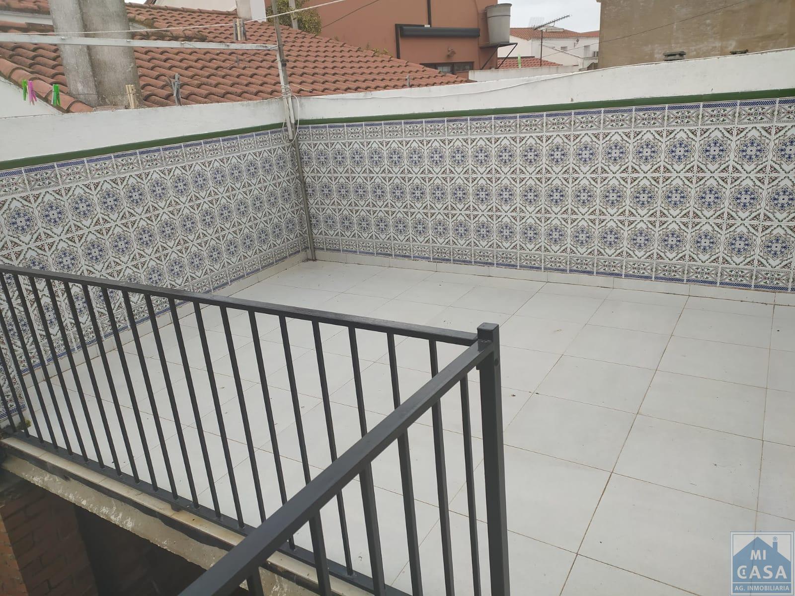For sale of house in Alange