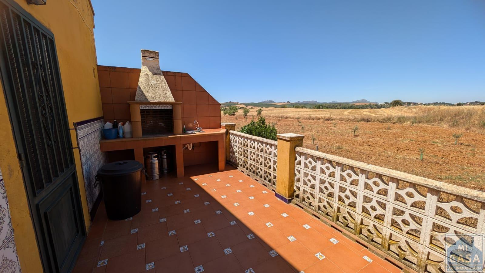 For sale of recreation property in Don Álvaro