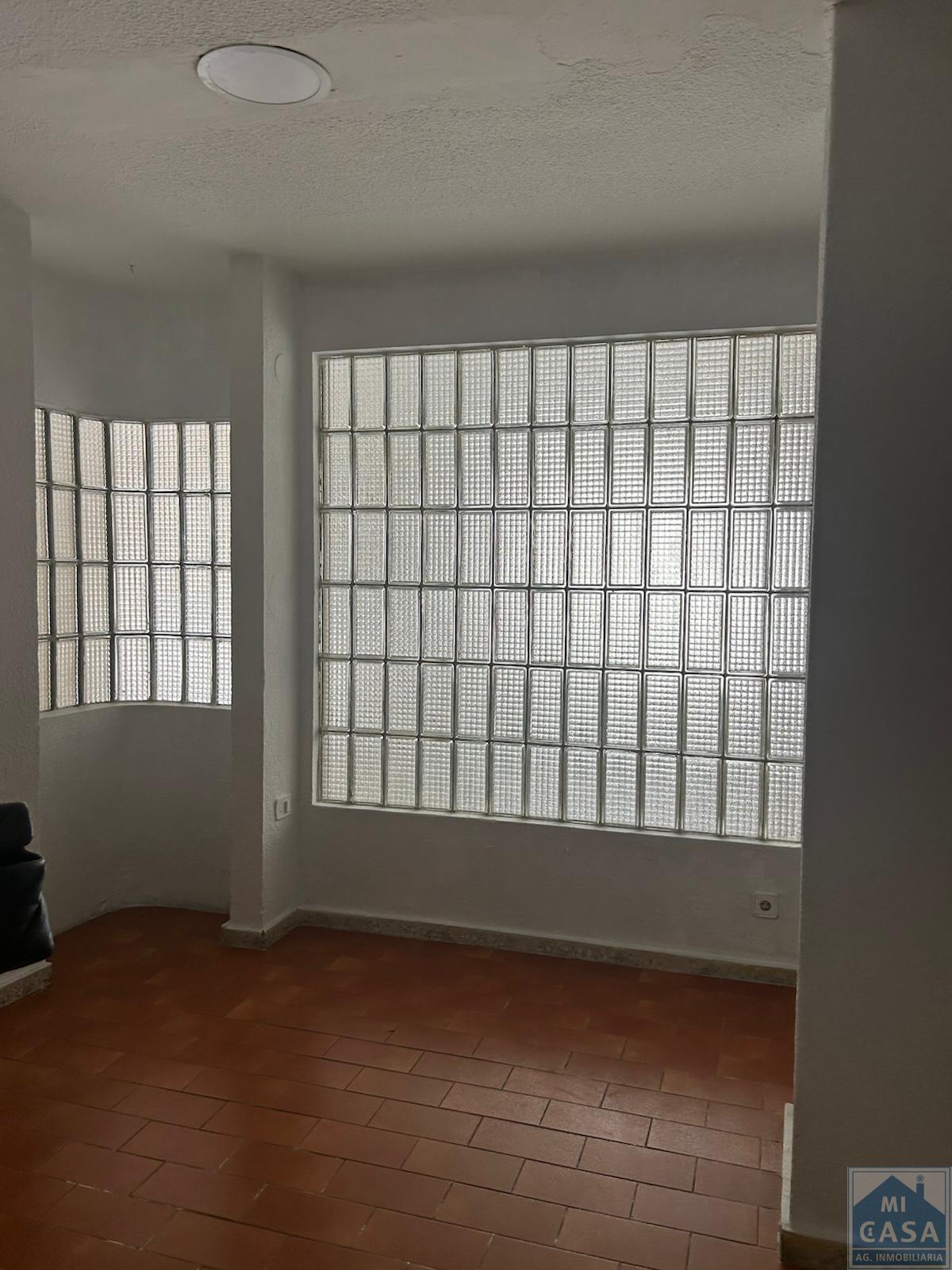 For rent of commercial in Mérida