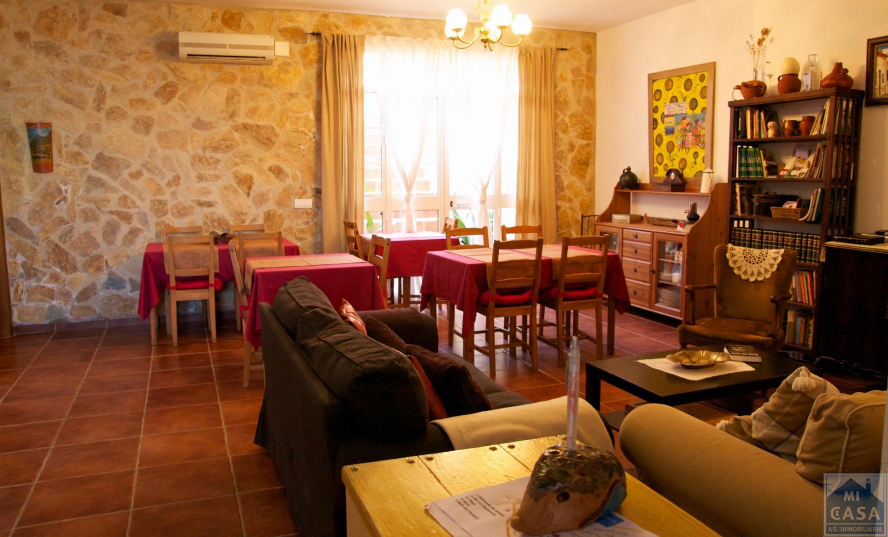 For rent of house in Alange