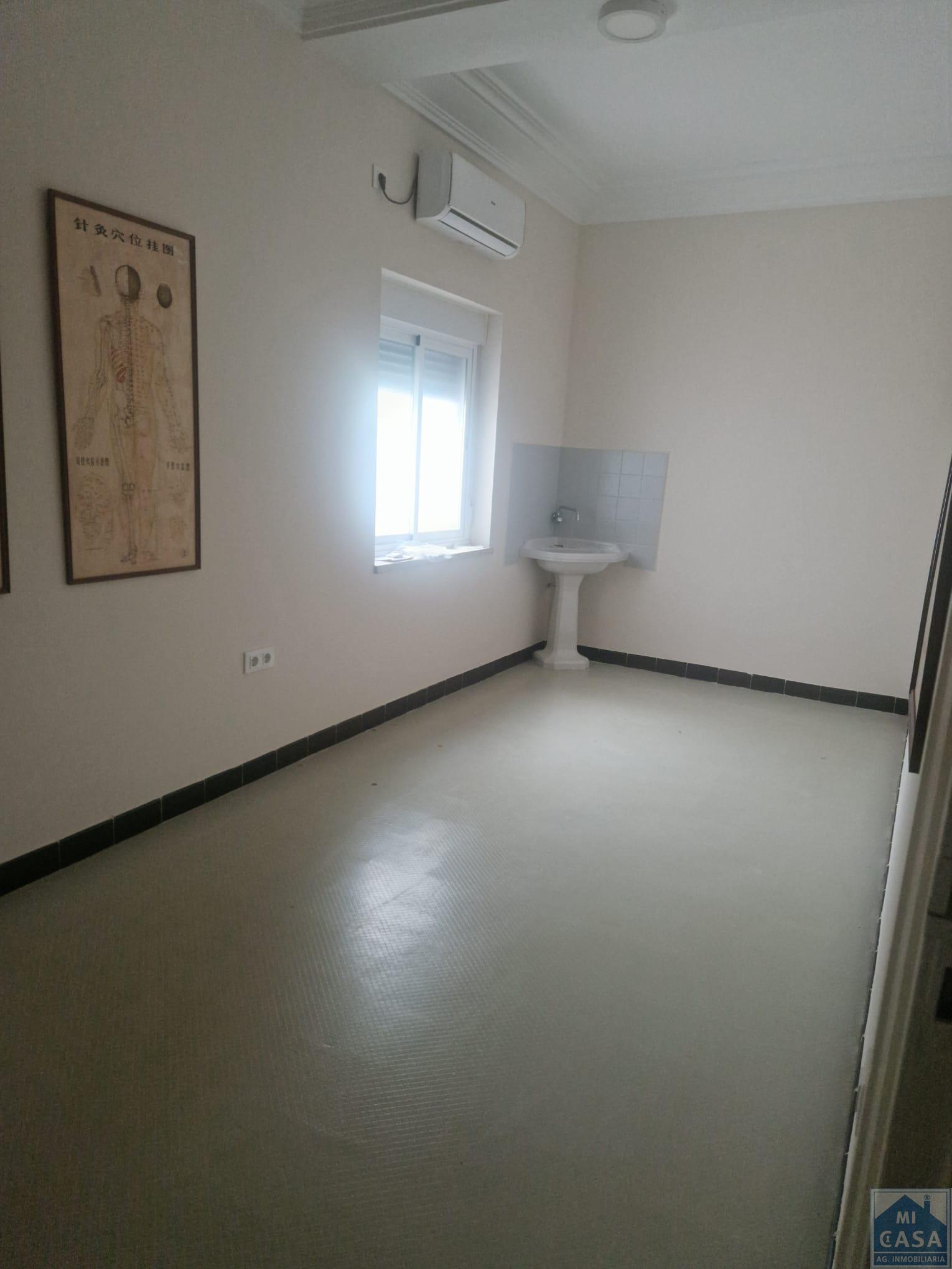 For rent of commercial in Mérida