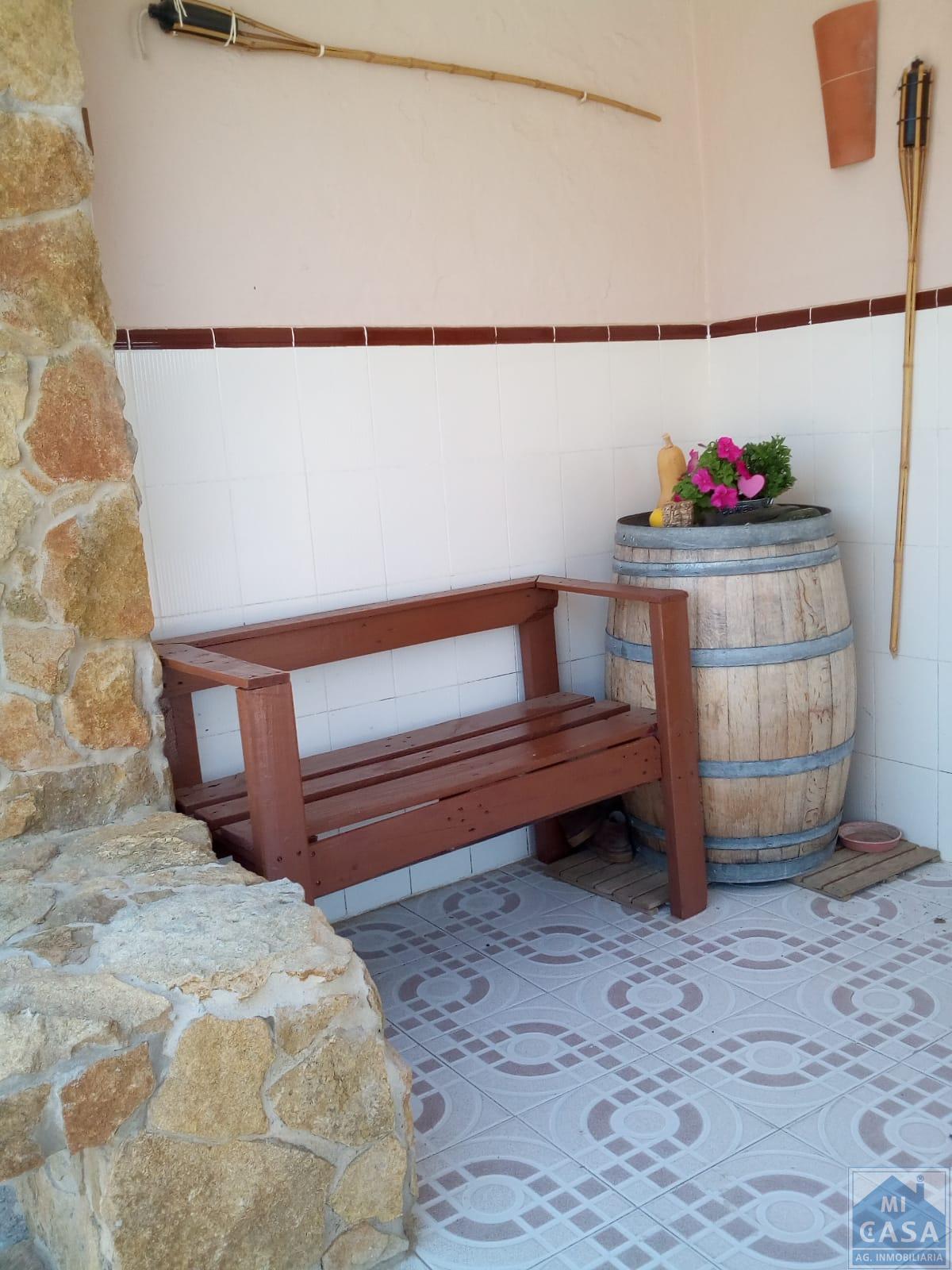 For sale of rural property in Guadajira