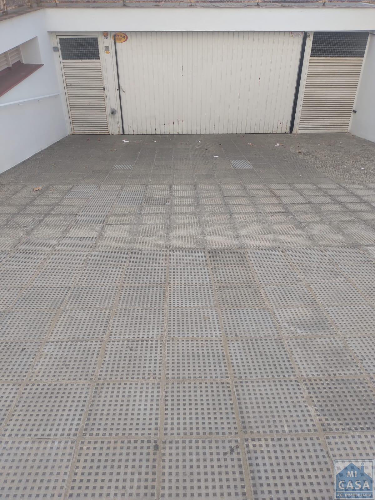 For sale of garage in Mérida