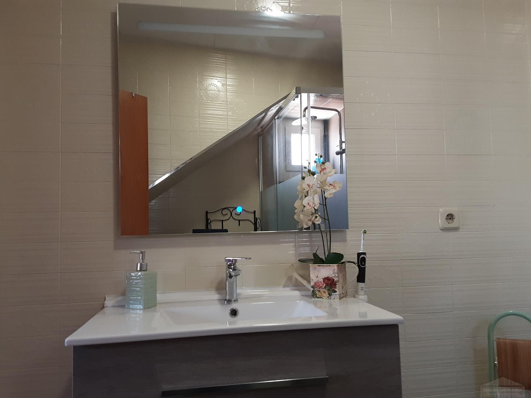 For sale of house in Mataró