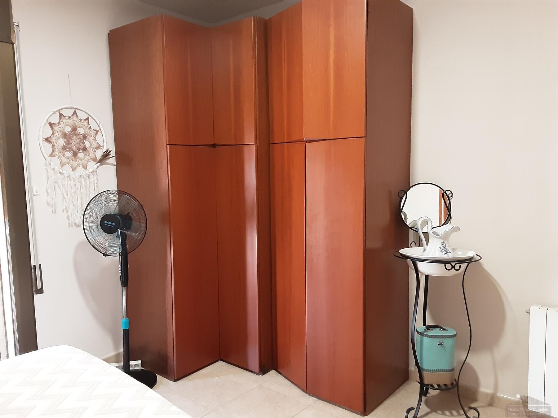 For sale of house in Mataró