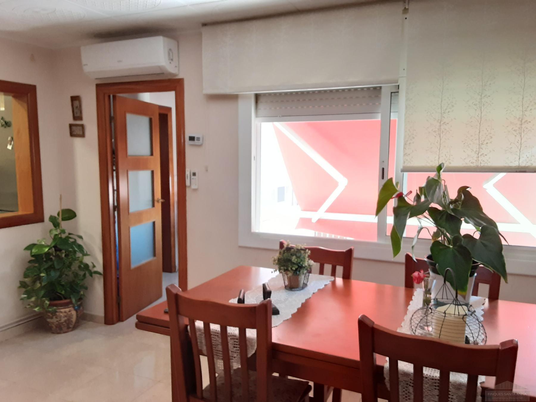 For sale of house in Mataró