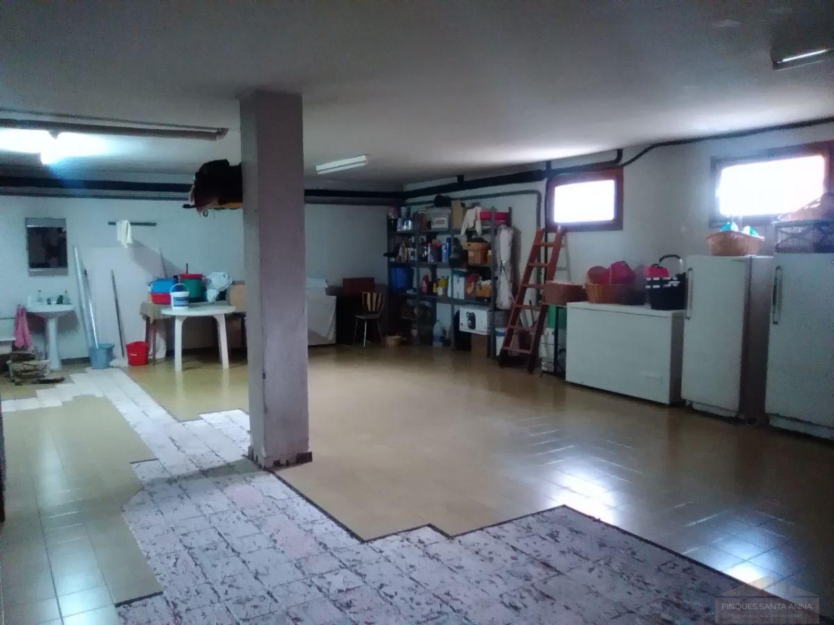 For sale of chalet in Mataró