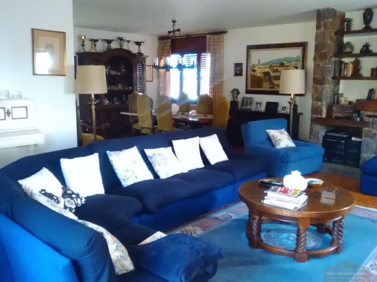 For sale of chalet in Mataró