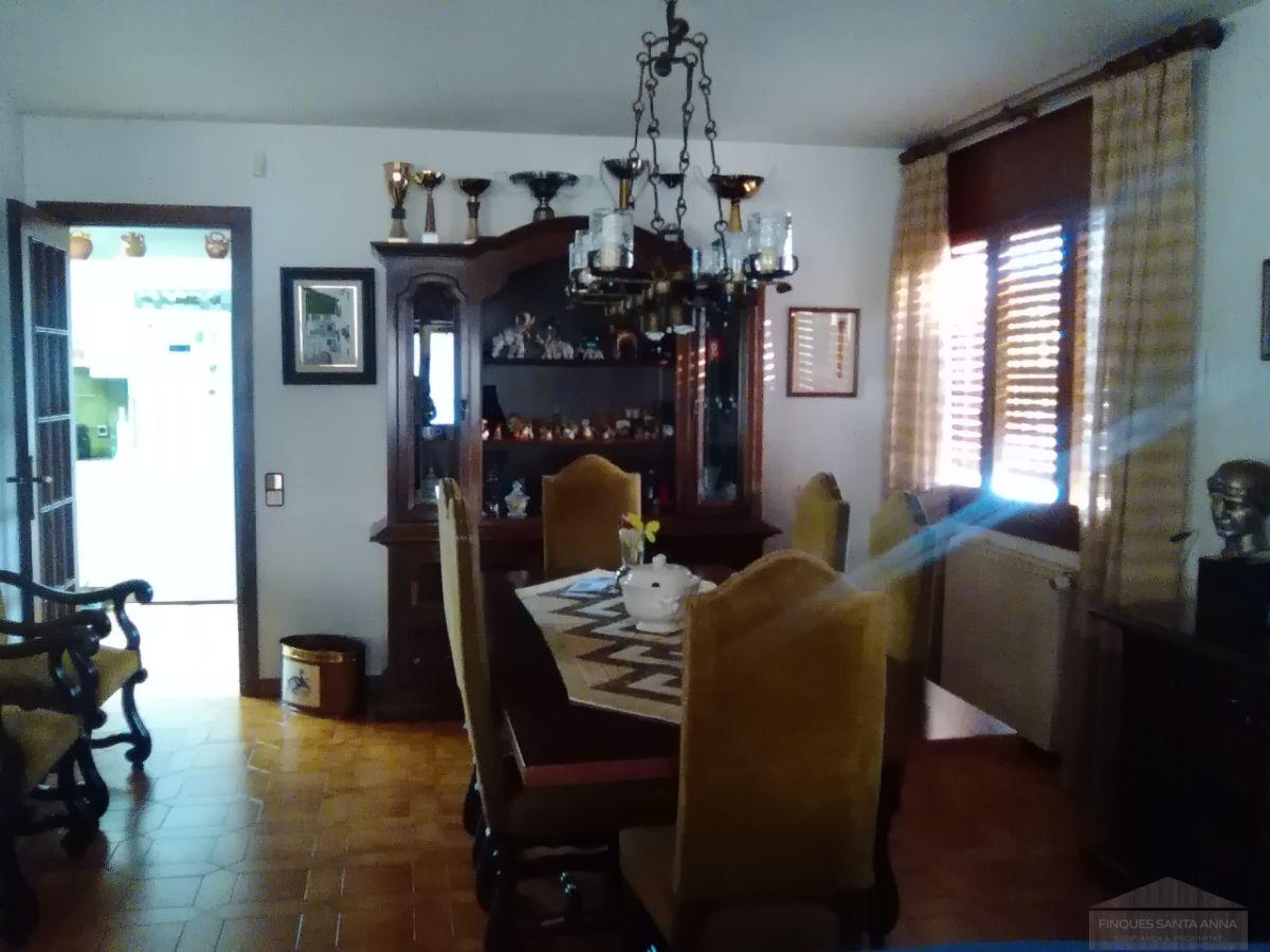 For sale of chalet in Mataró