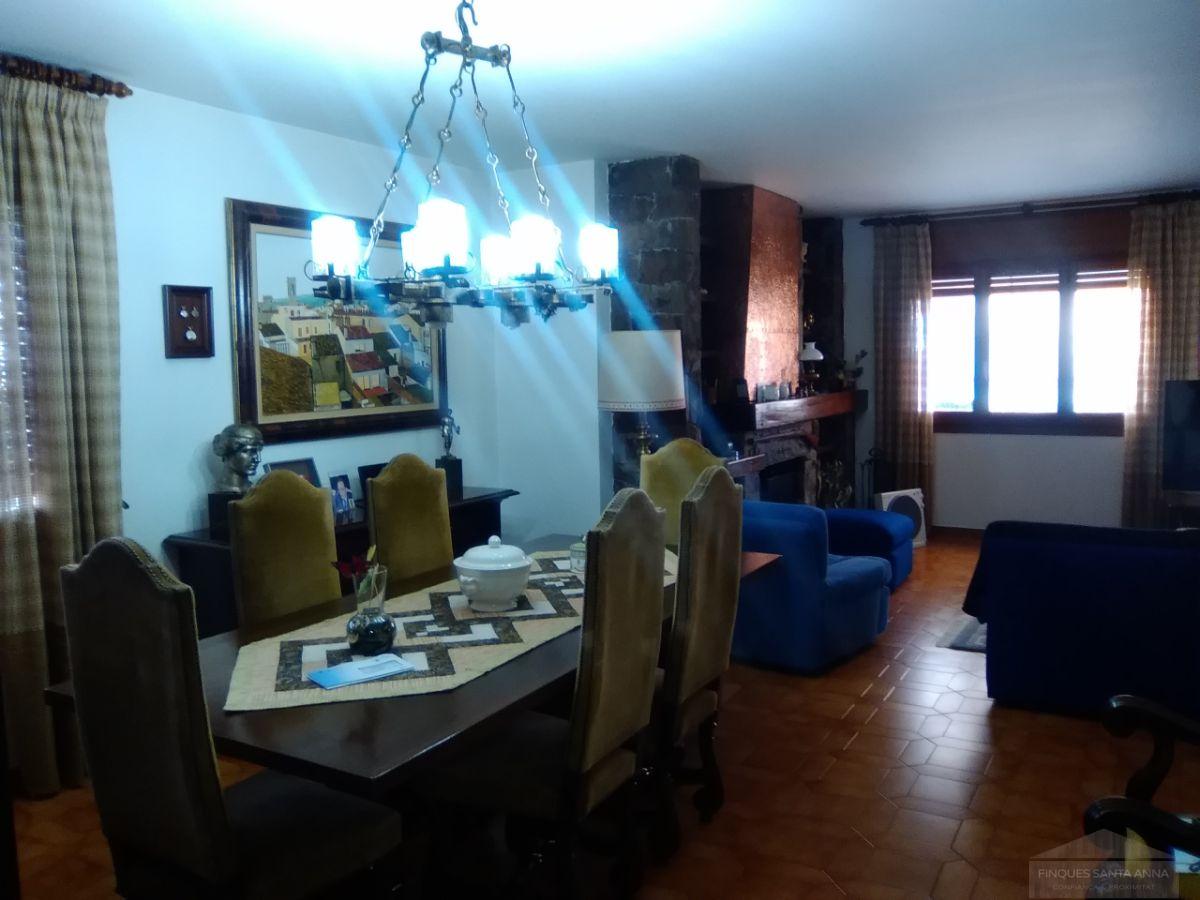 For sale of chalet in Mataró