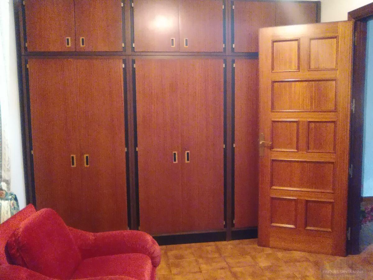 For sale of chalet in Mataró