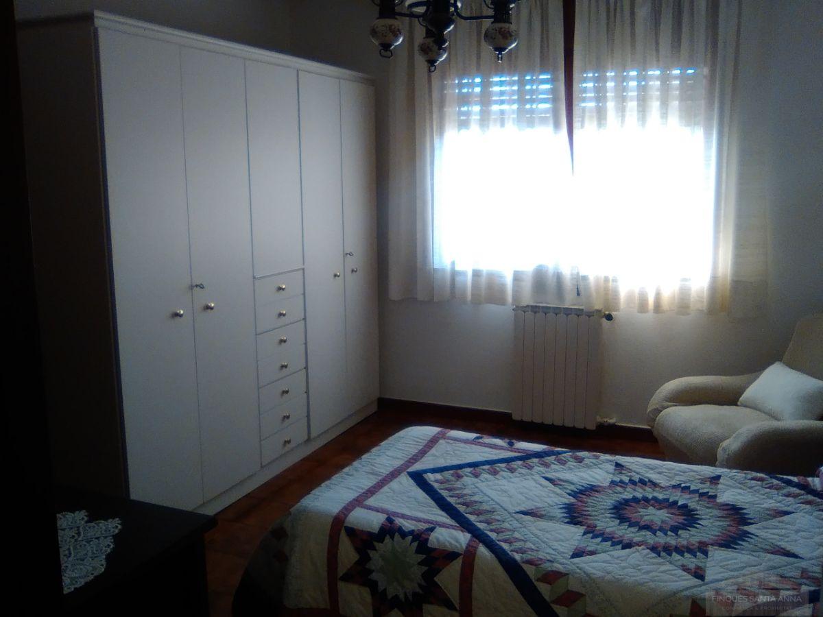 For sale of chalet in Mataró