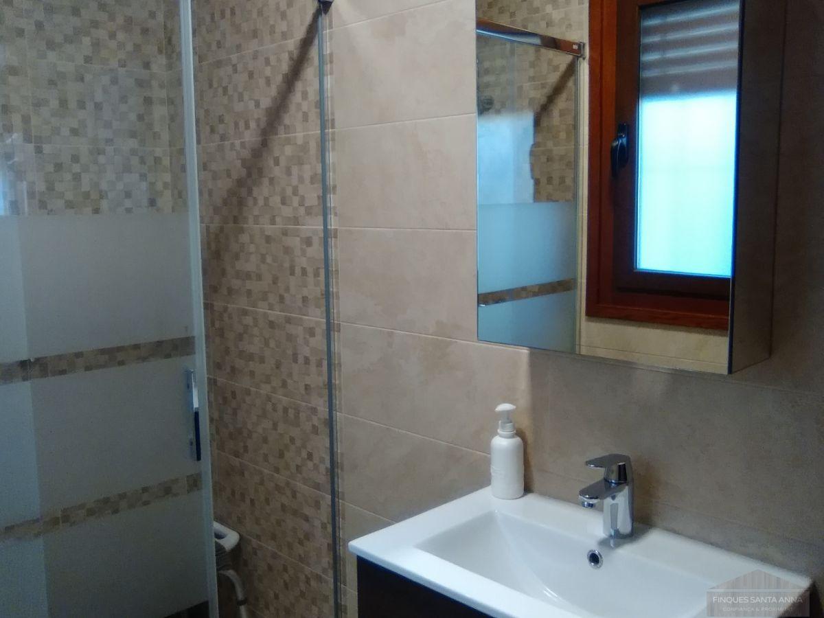 For sale of chalet in Mataró