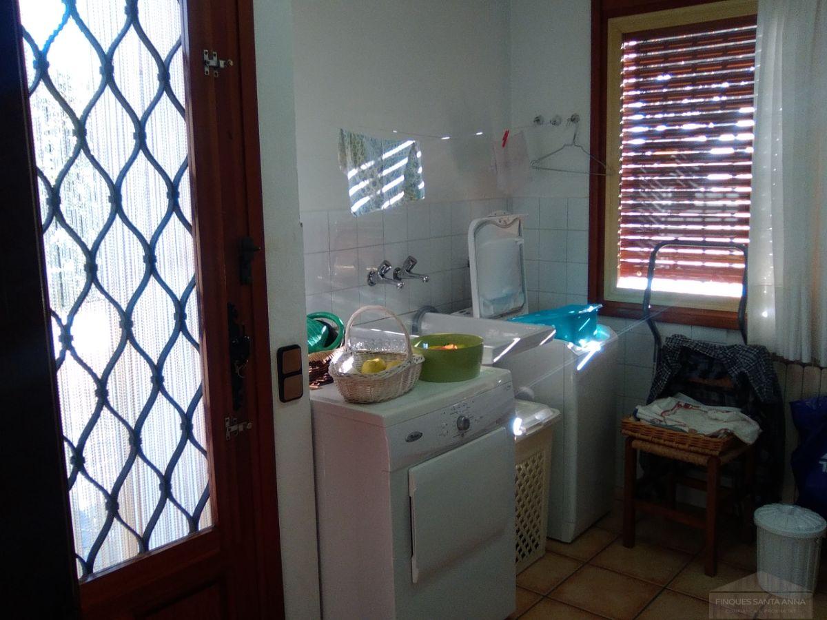 For sale of chalet in Mataró