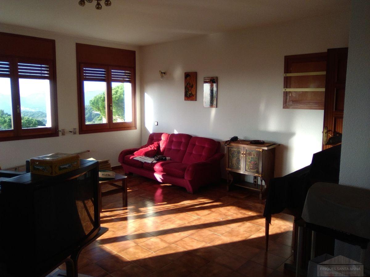 For sale of chalet in Mataró