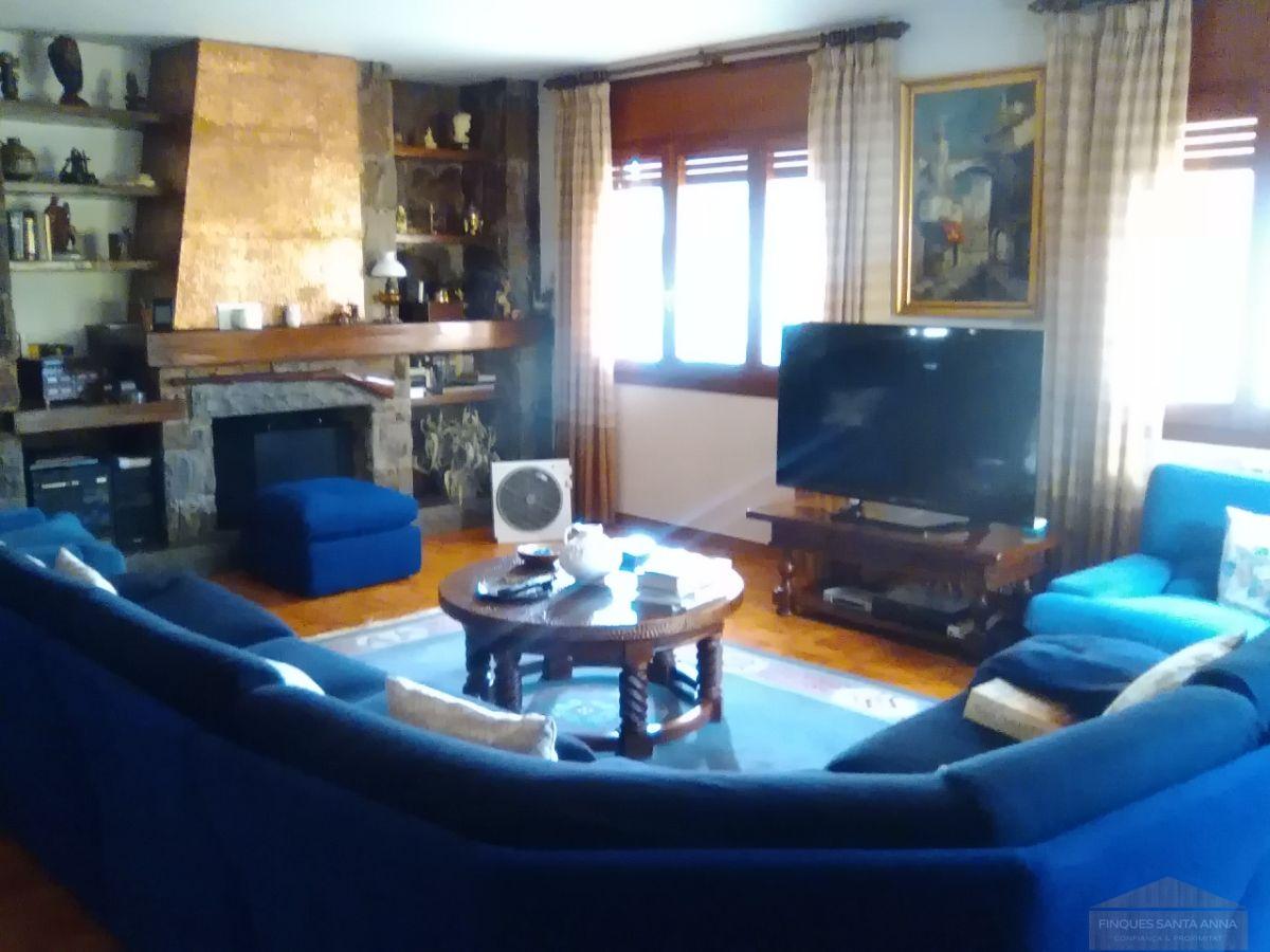 For sale of chalet in Mataró