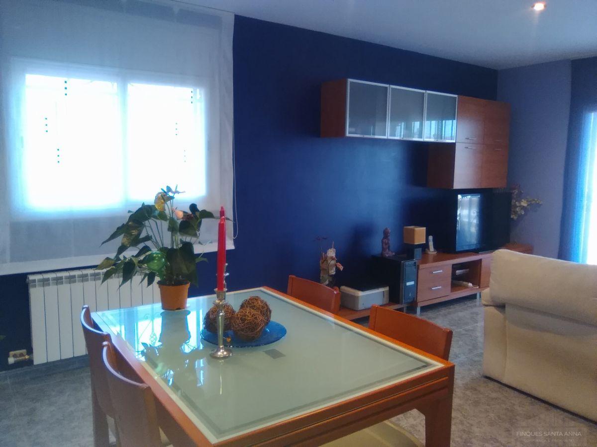 For sale of house in Argentona