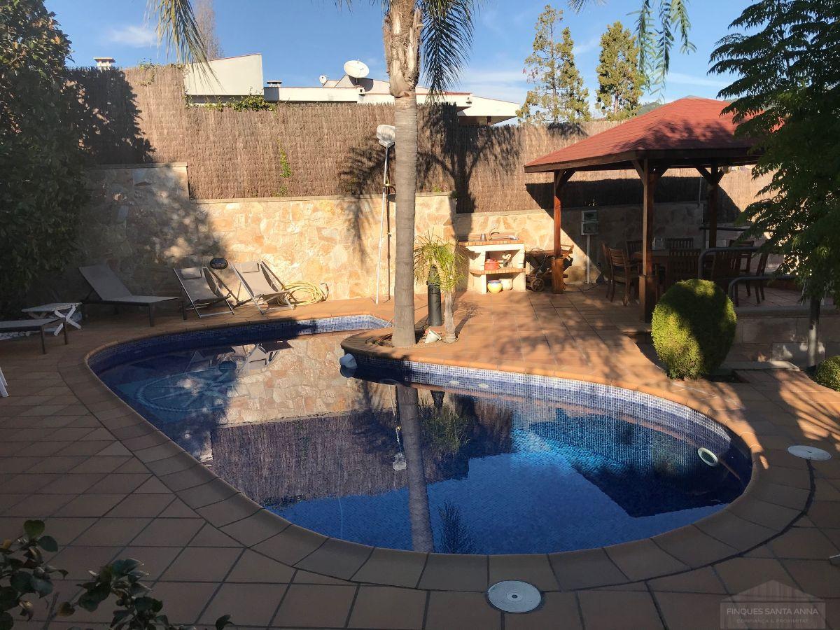 Venta de casa en Argentona