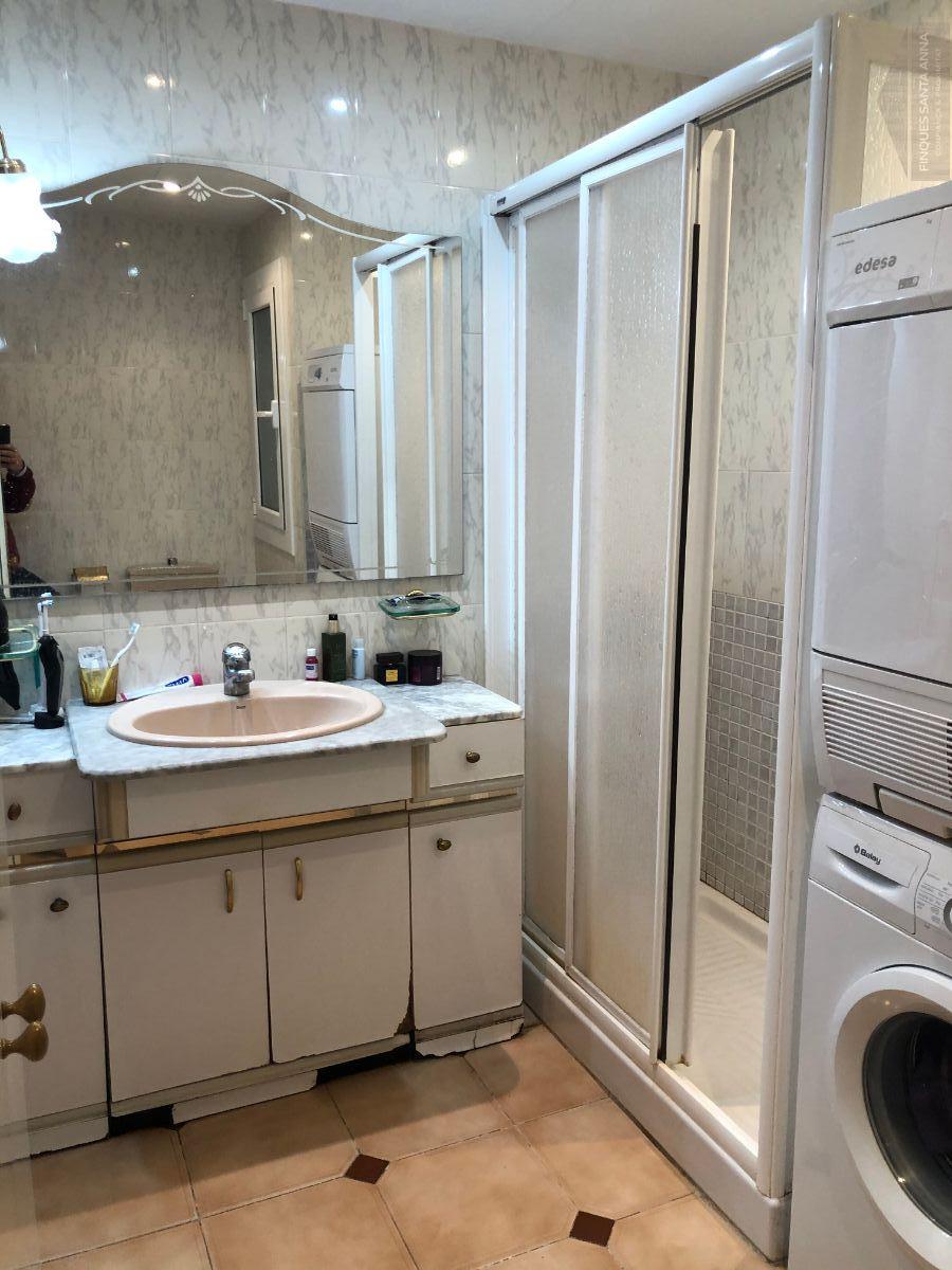 For sale of house in Mataró