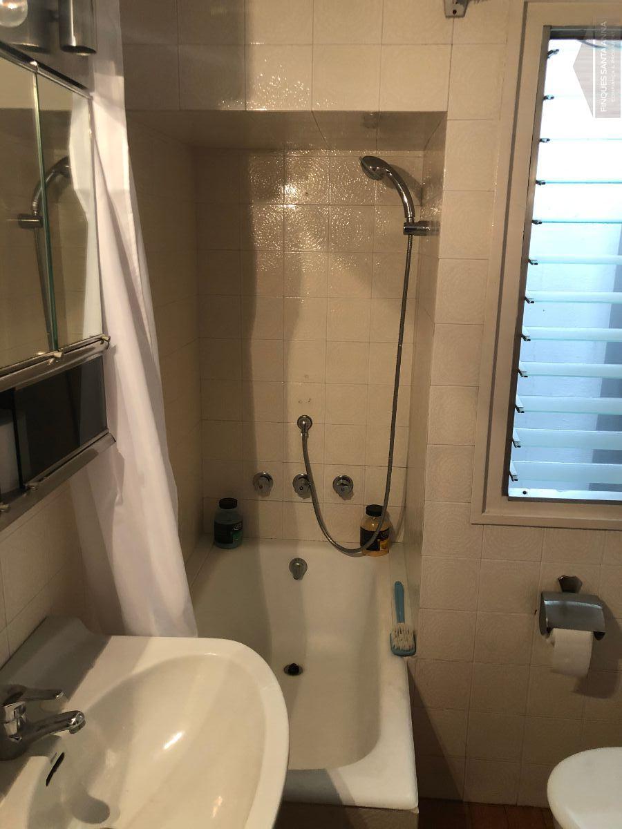 For sale of house in Mataró