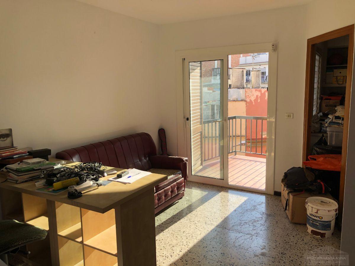 For sale of house in Mataró