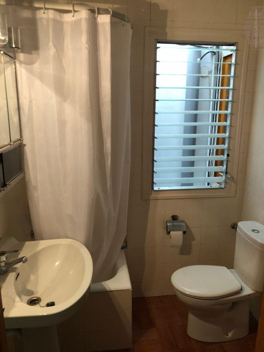 For sale of house in Mataró