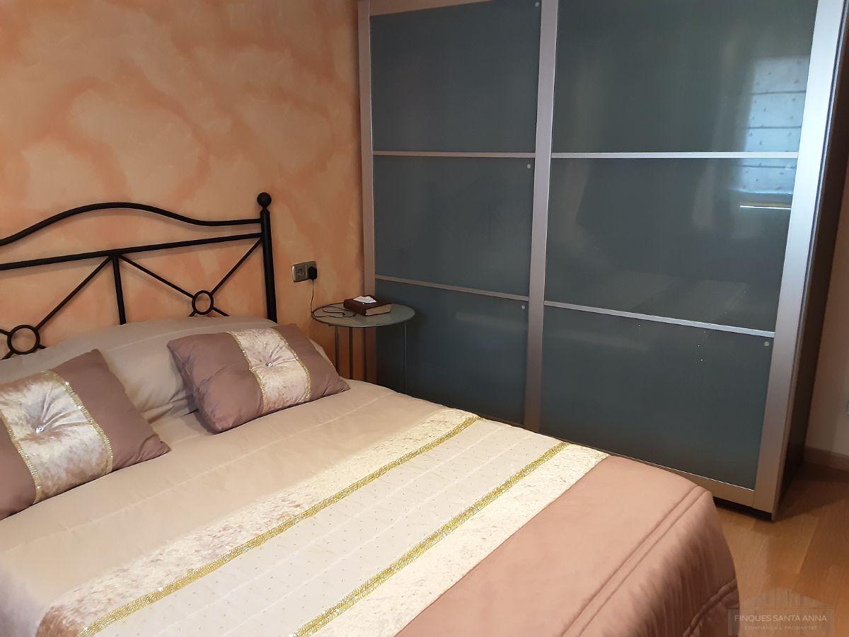 For sale of duplex in Premia de Mar