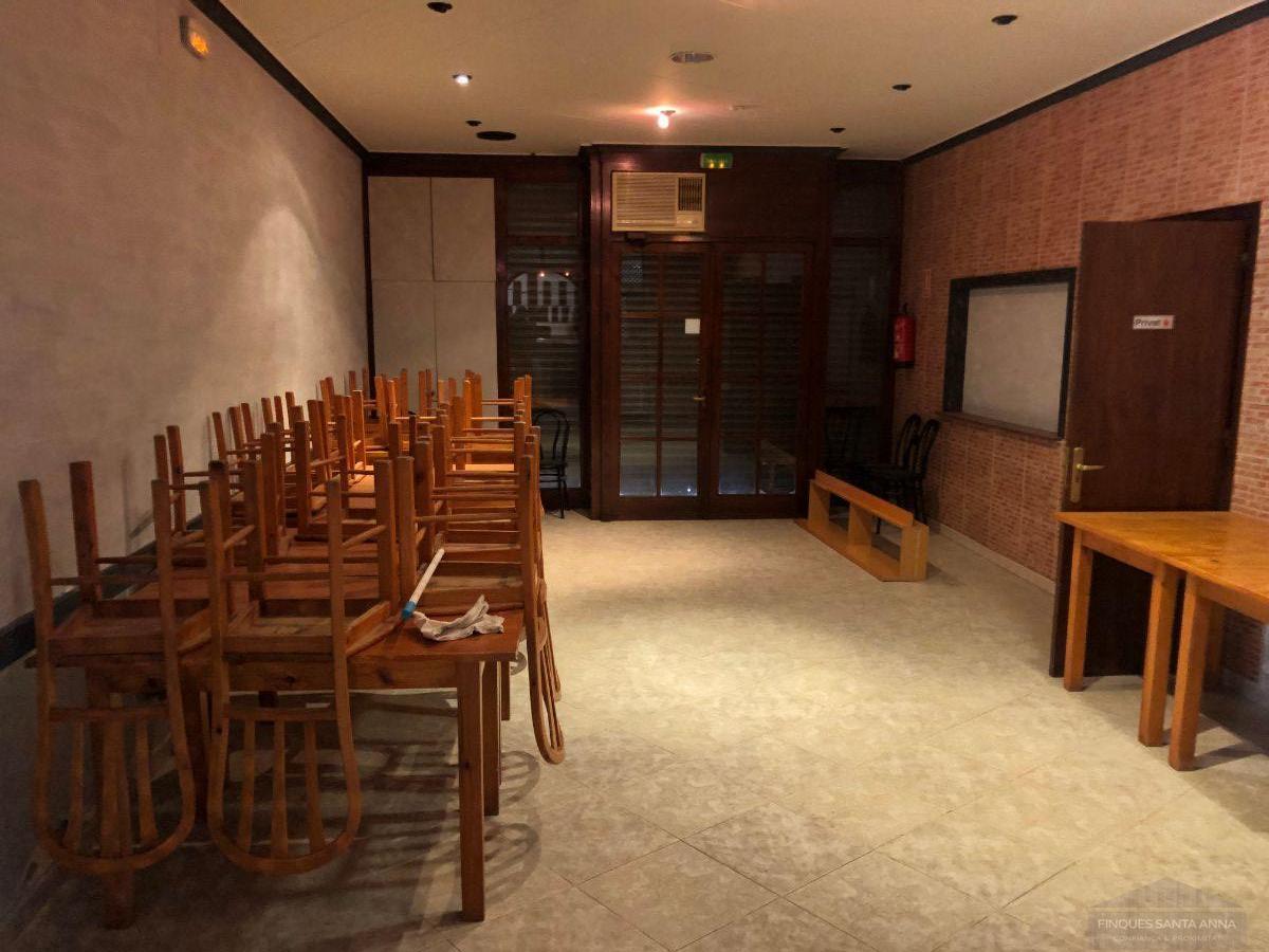 Venta de local comercial en Pineda de Mar