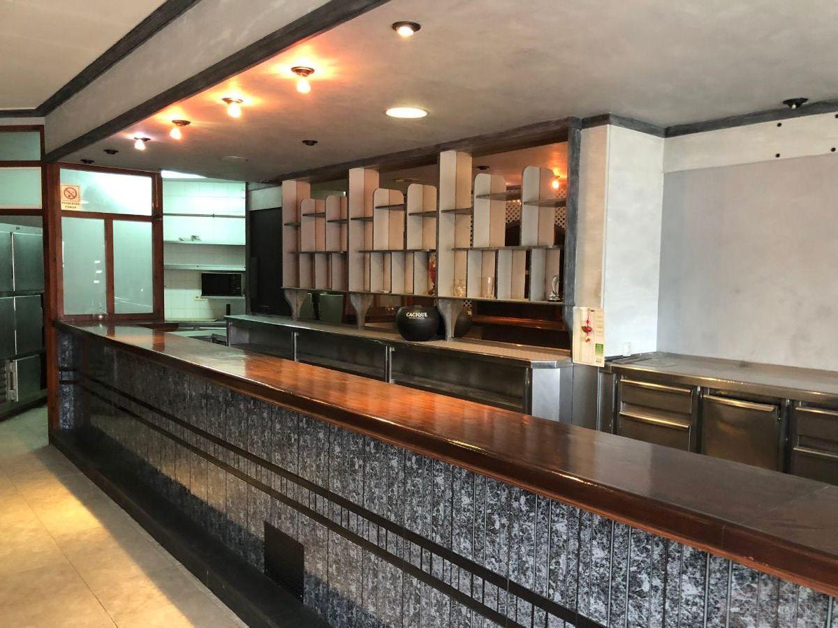 Venta de local comercial en Pineda de Mar