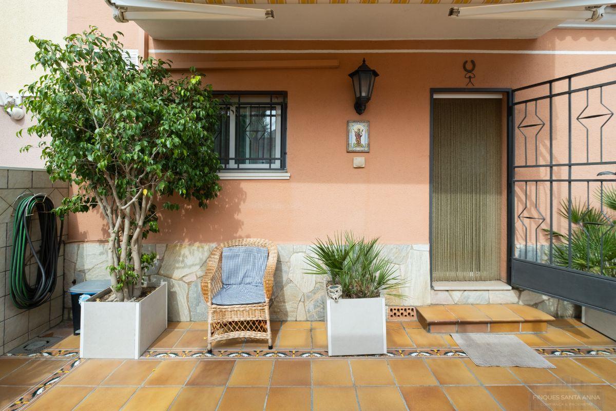 For sale of house in Mataró