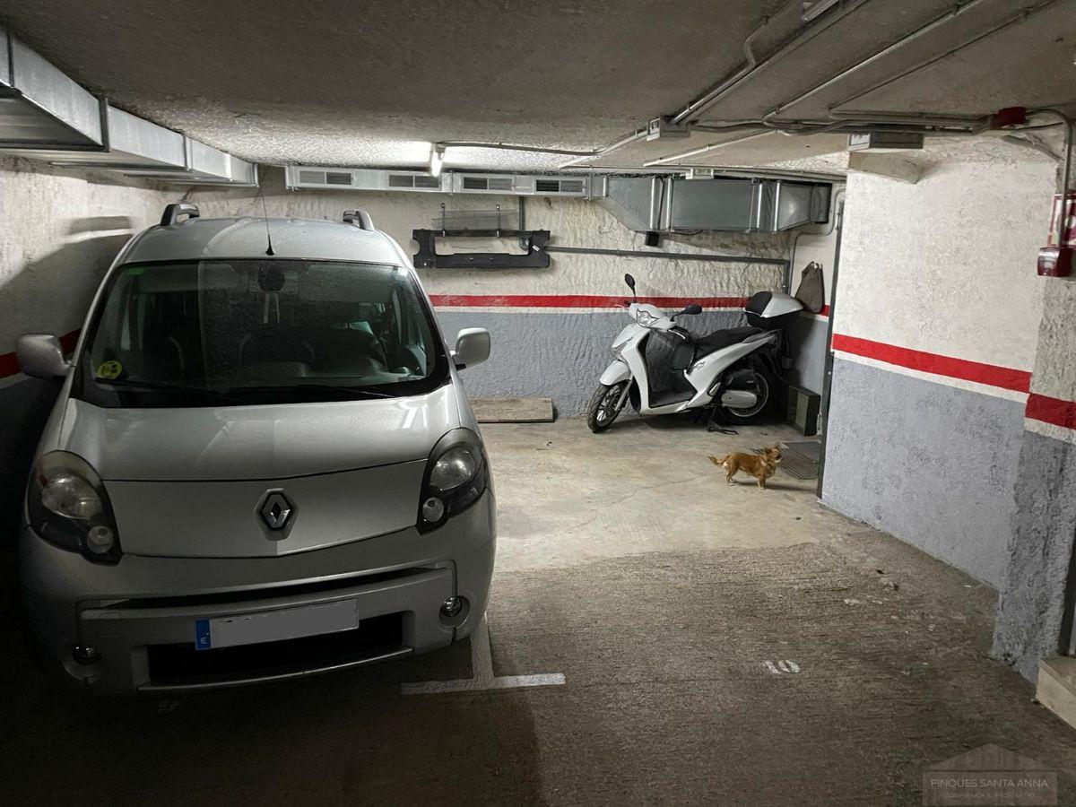 For sale of garage in Mataró
