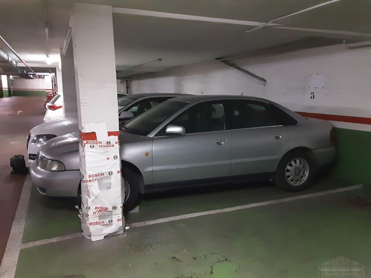 For sale of garage in Mataró