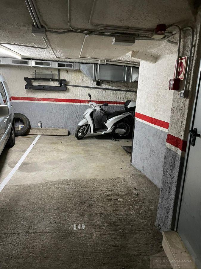 For sale of garage in Mataró