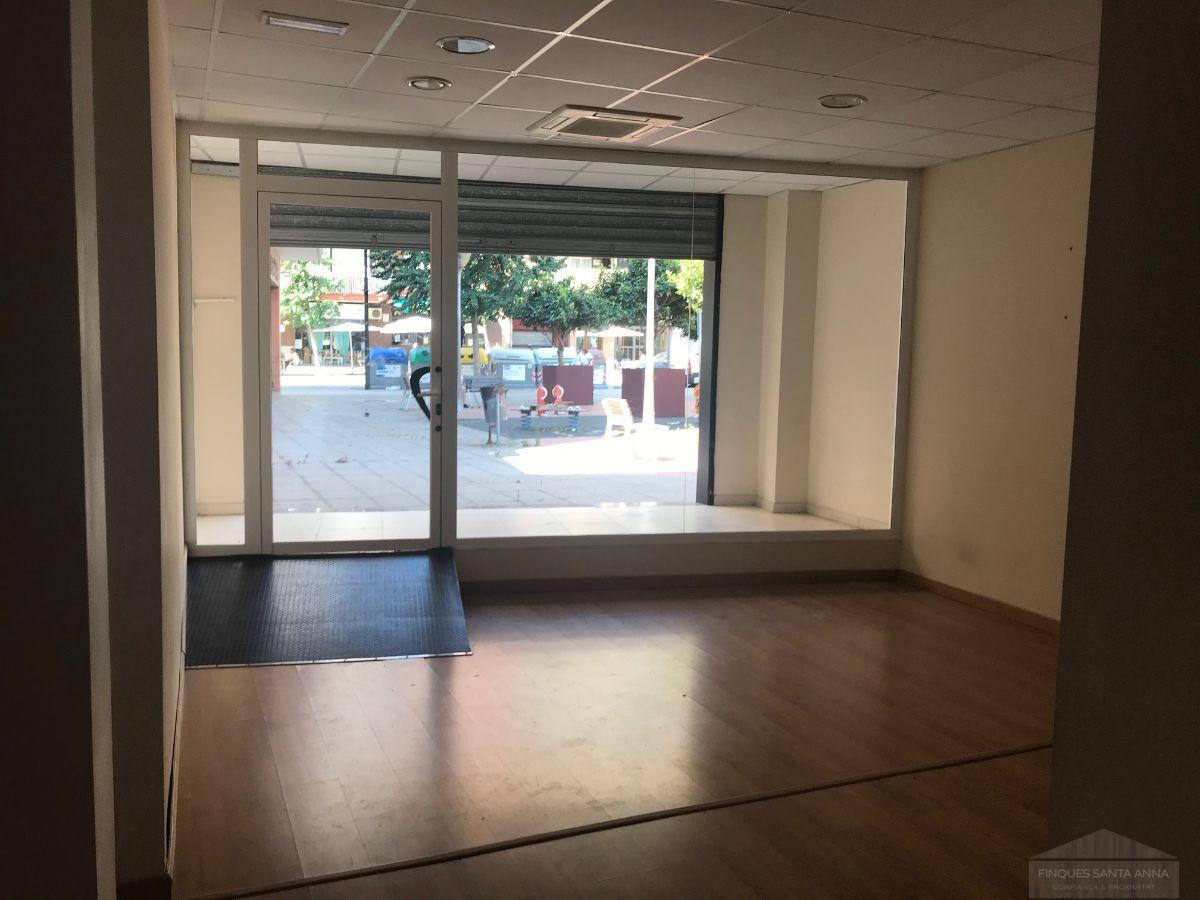 For rent of commercial in Mataró