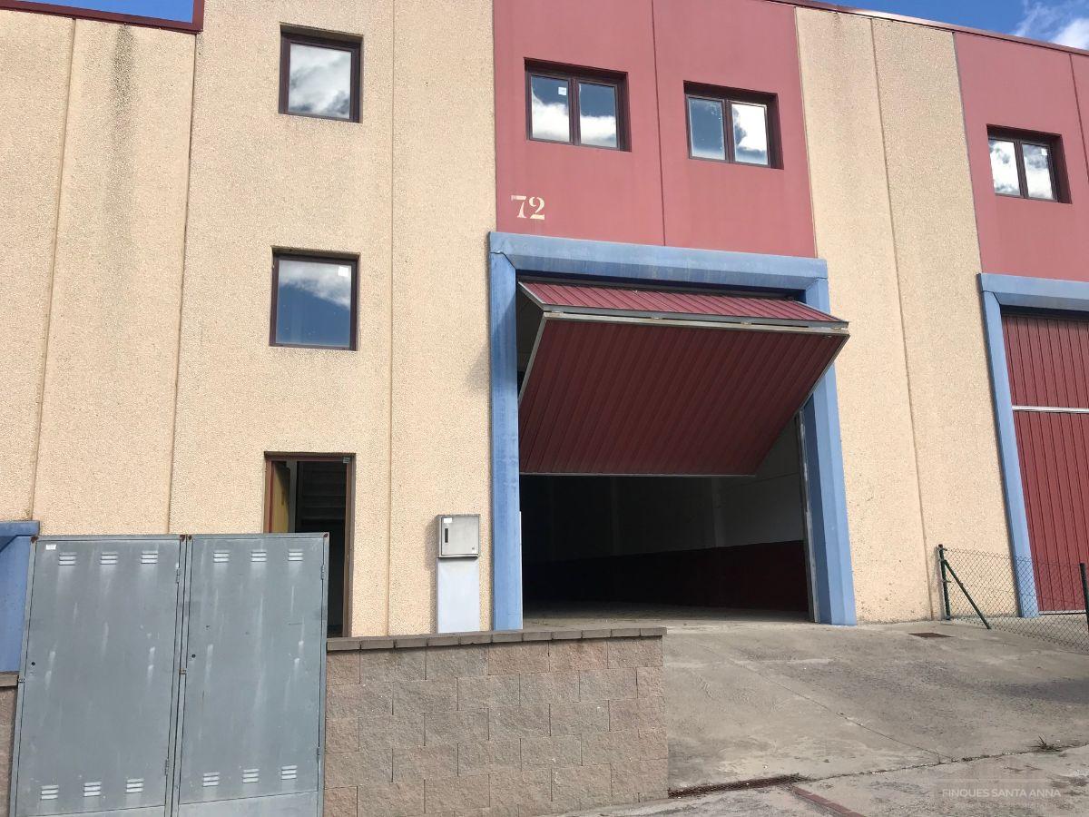 For rent of industrial plant/warehouse in Llinars del Vallès