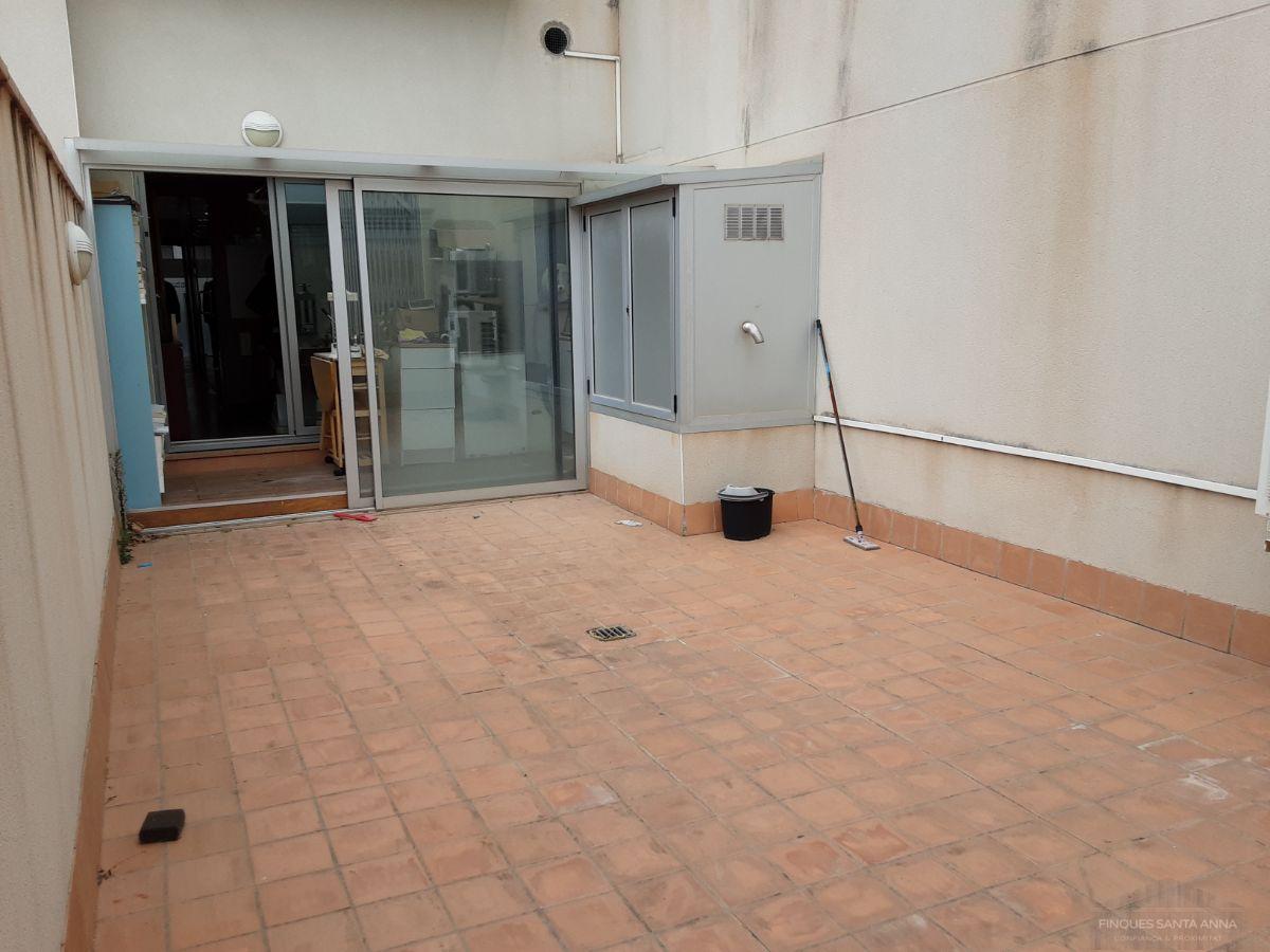 For sale of commercial in Mataró