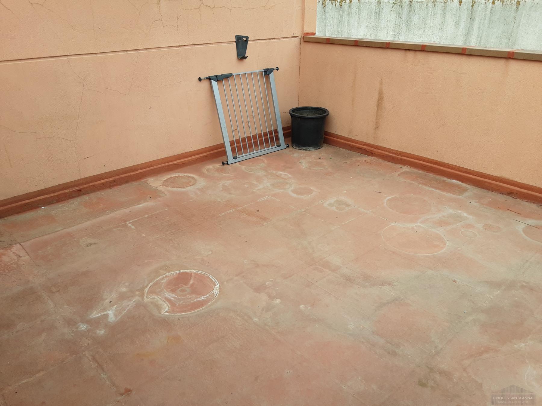 For sale of duplex in Mataró