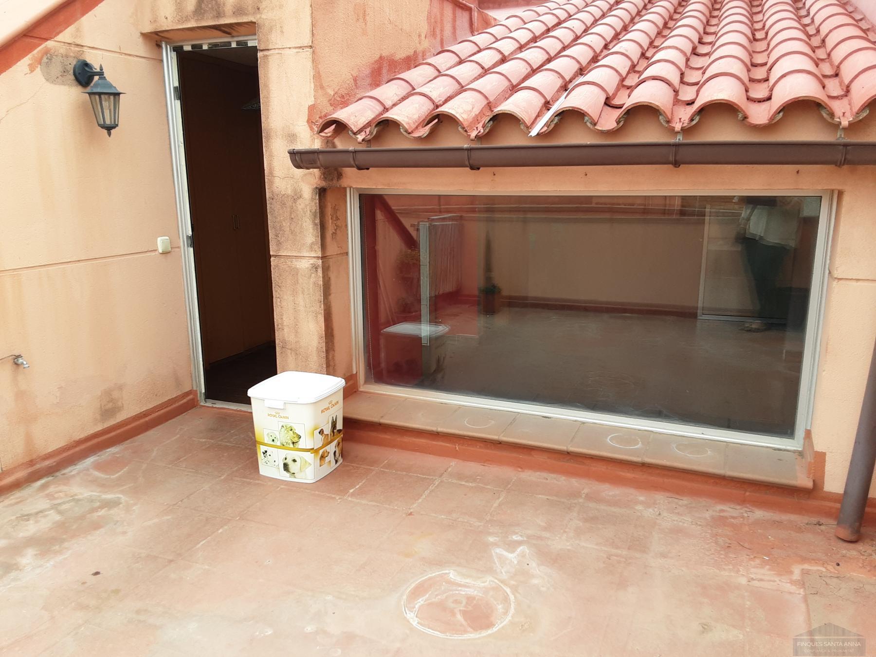For sale of duplex in Mataró