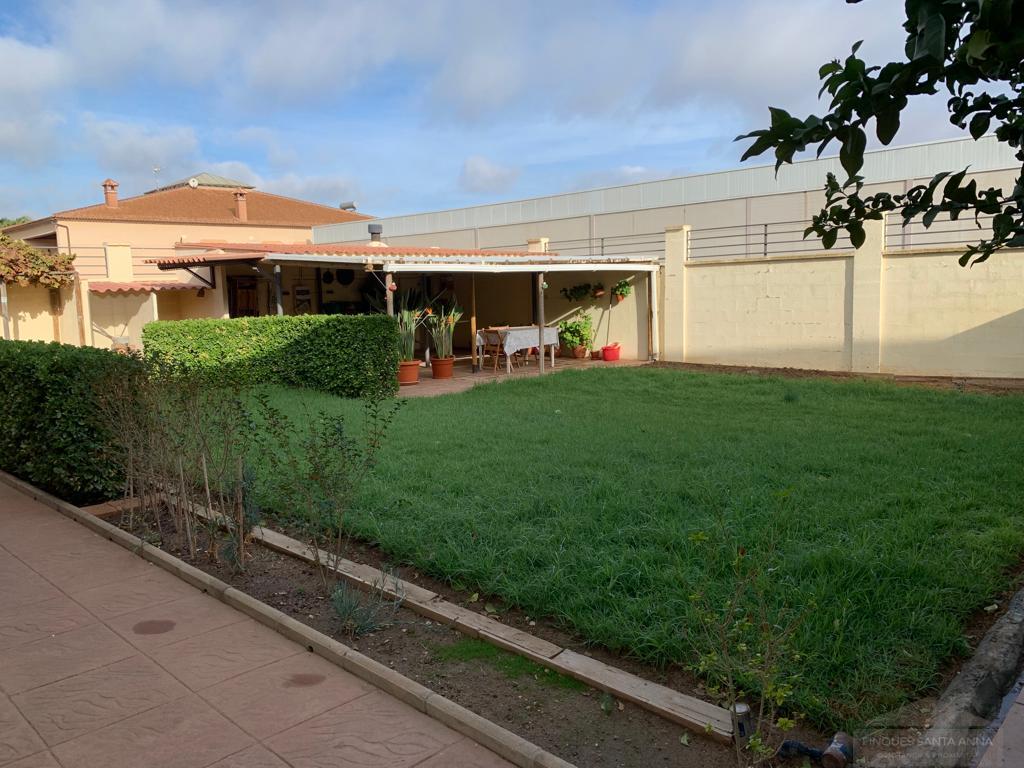 Venta de chalet en Alameda