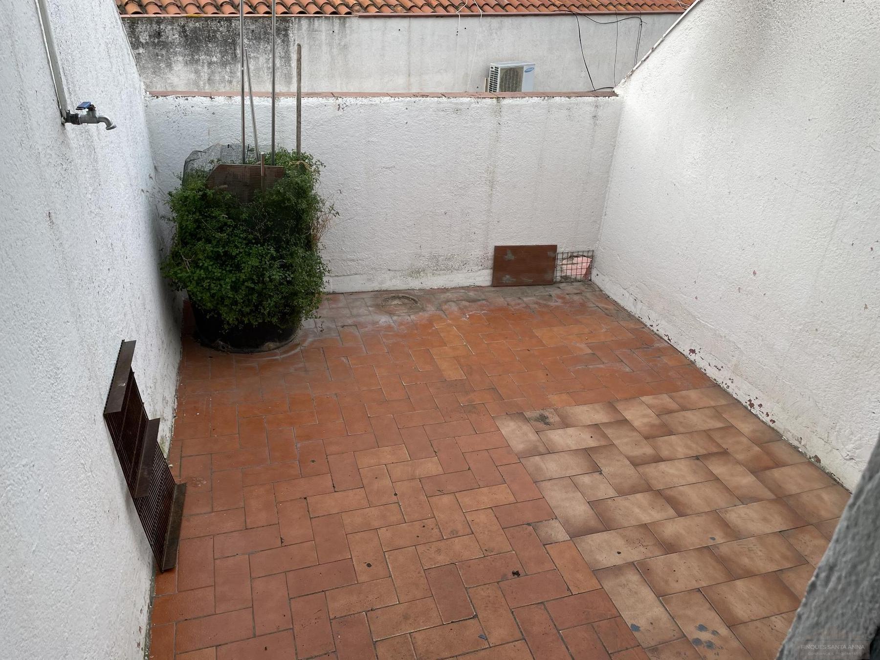 For sale of penthouse in Mataró