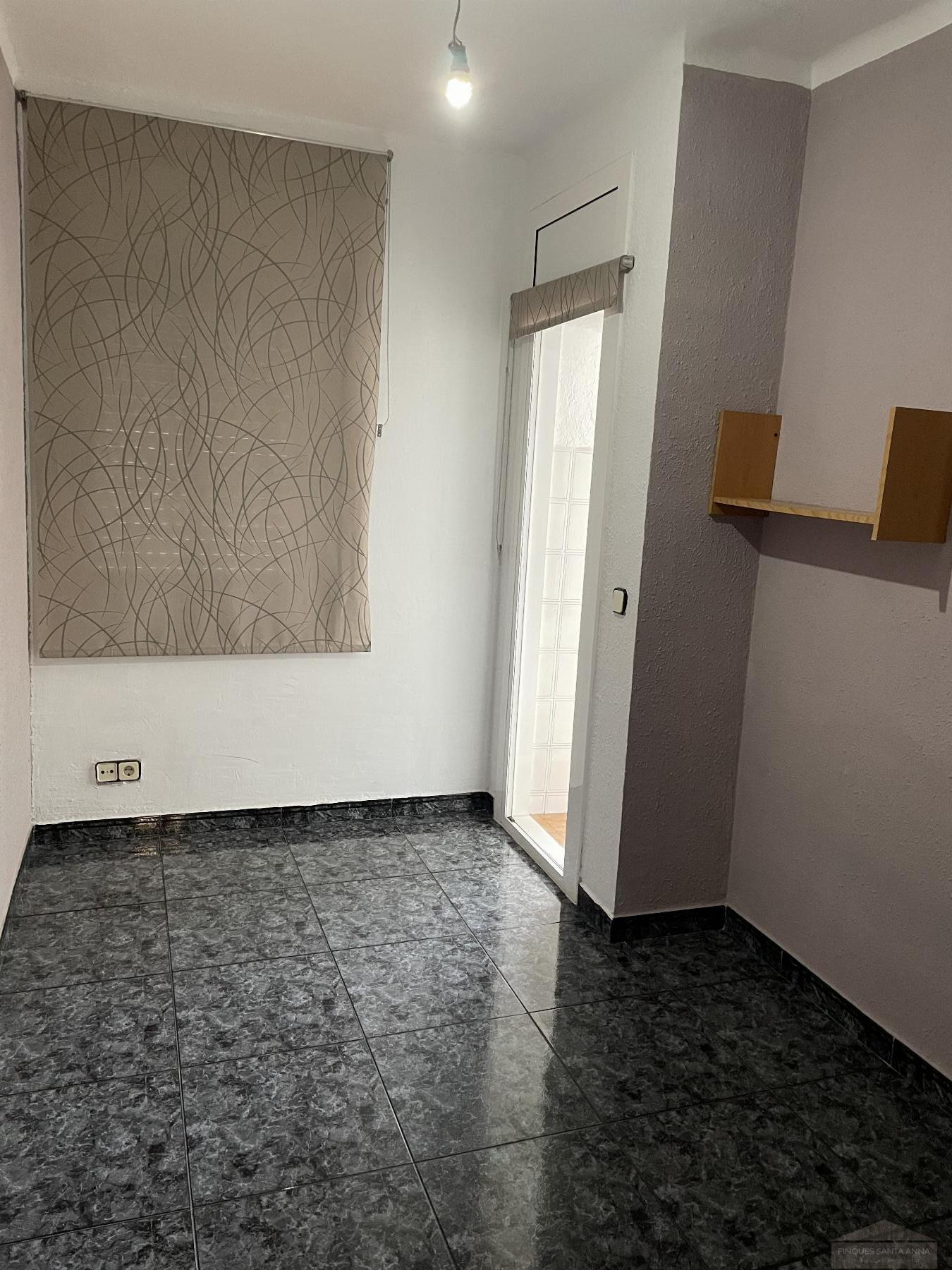For sale of penthouse in Mataró