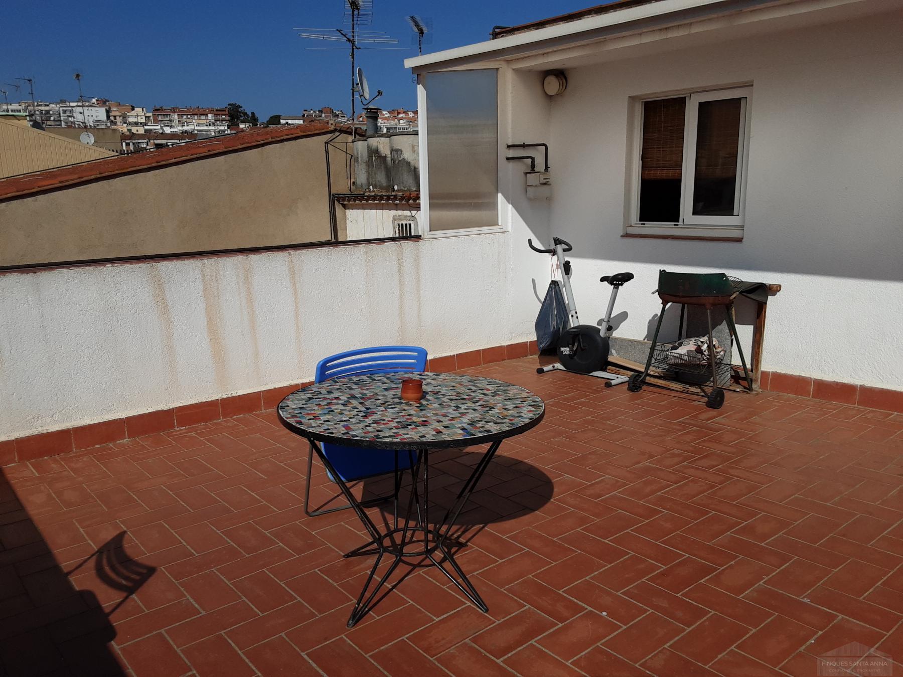 For sale of duplex in Mataró