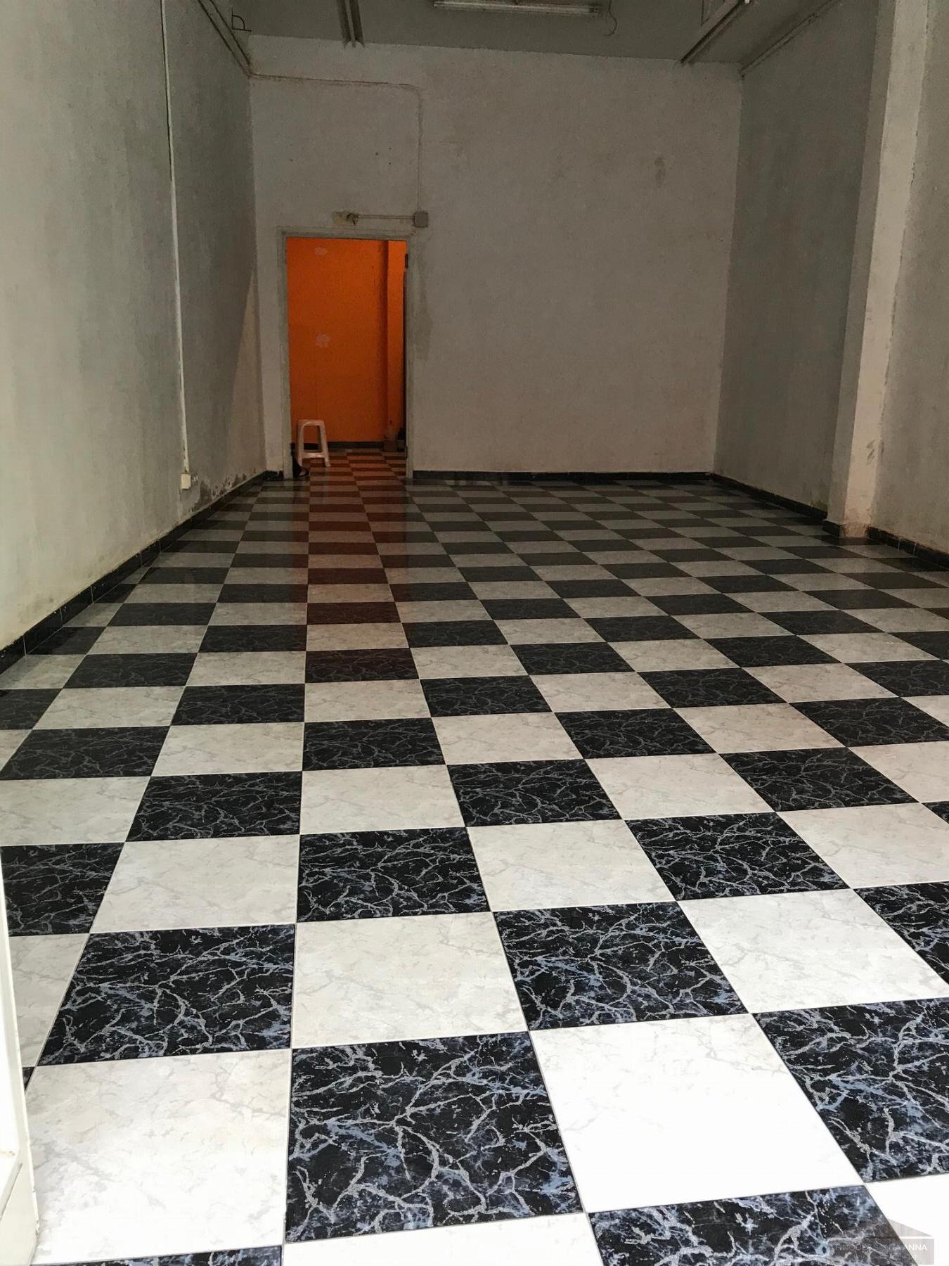 For sale of commercial in Mataró