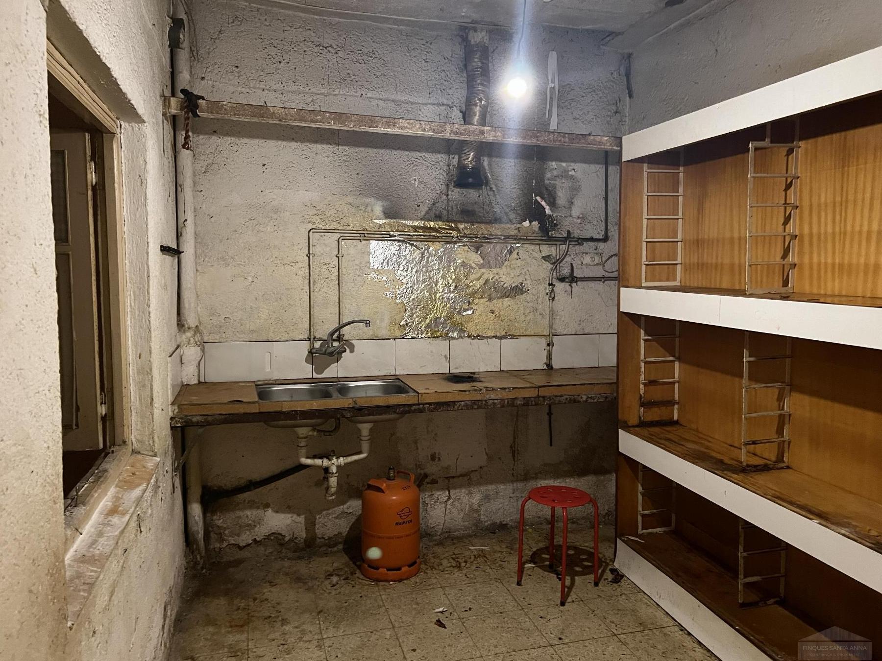For rent of commercial in Mataró