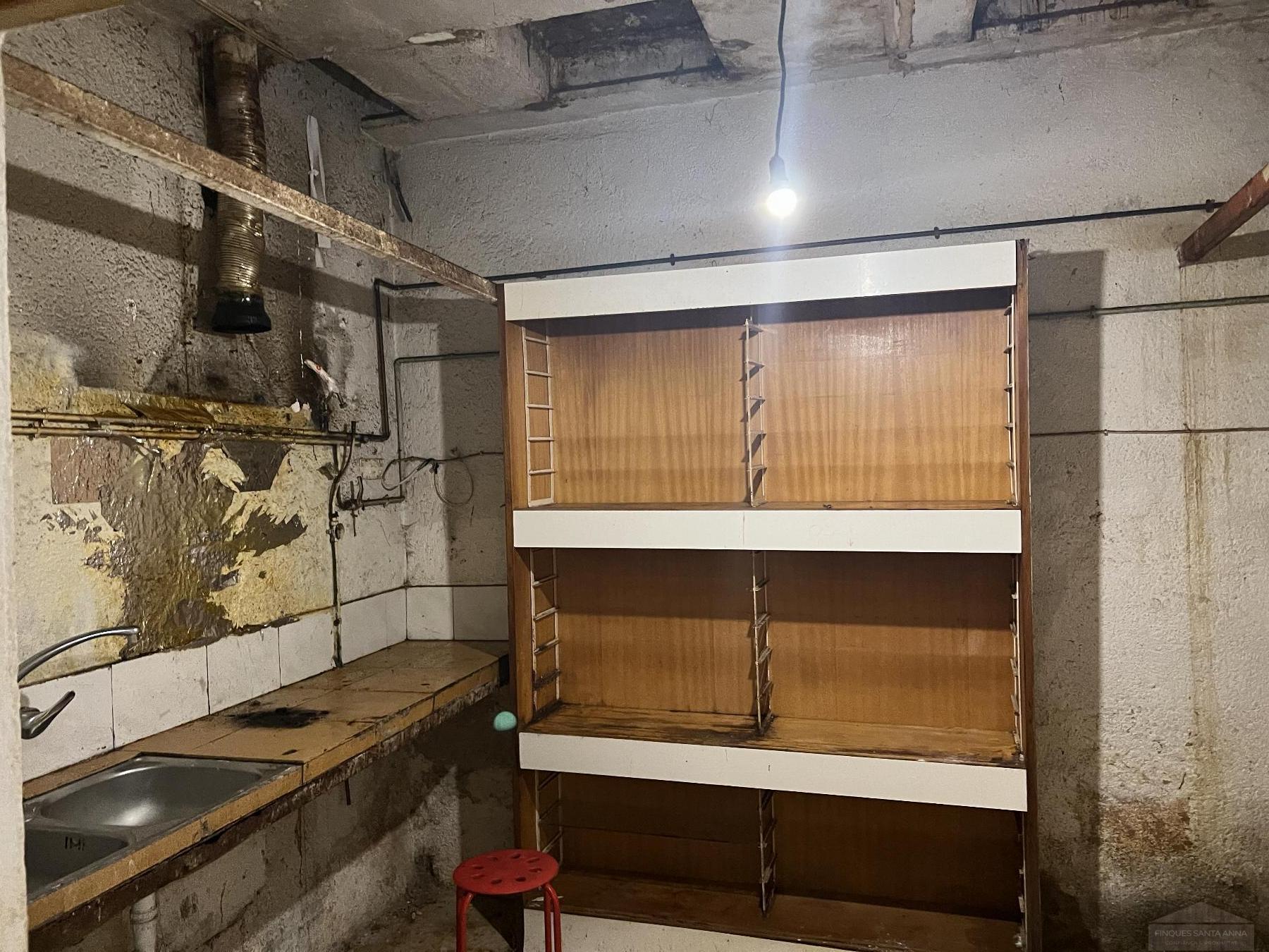 For rent of commercial in Mataró