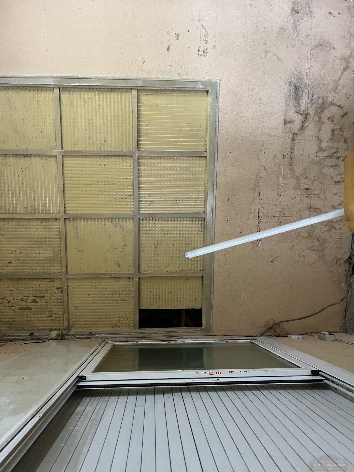 For rent of commercial in Mataró
