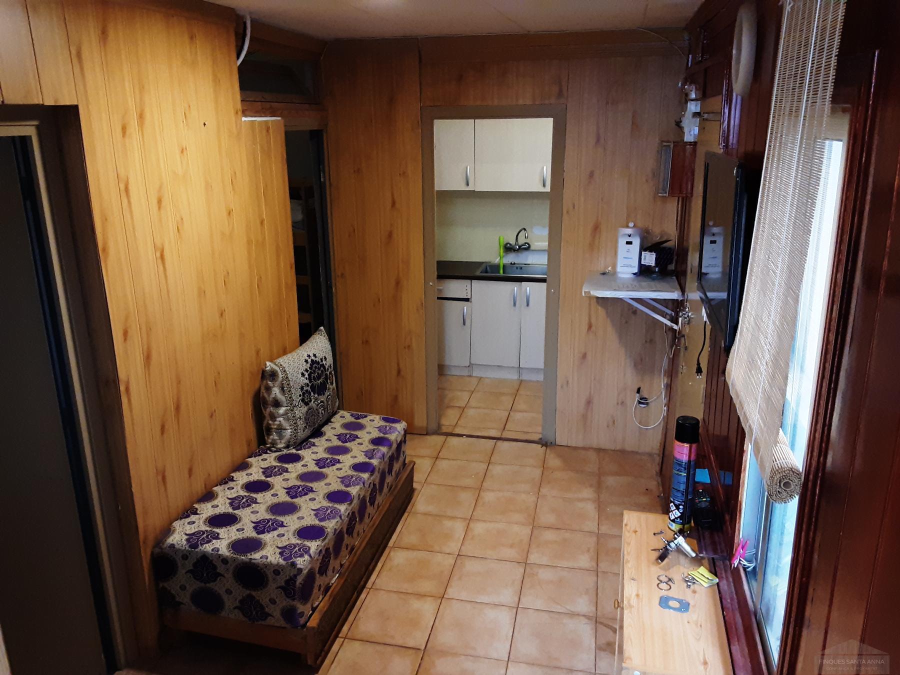Venta de estudio en Badalona