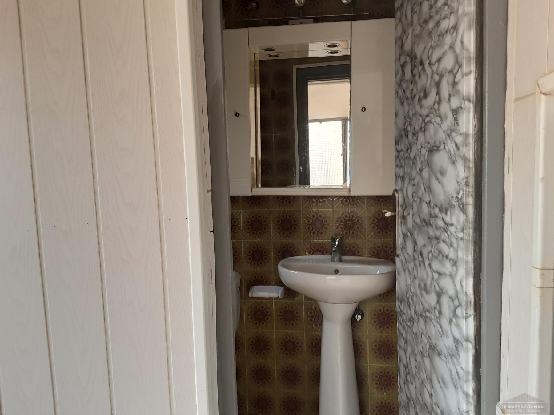 Venta de estudio en Badalona