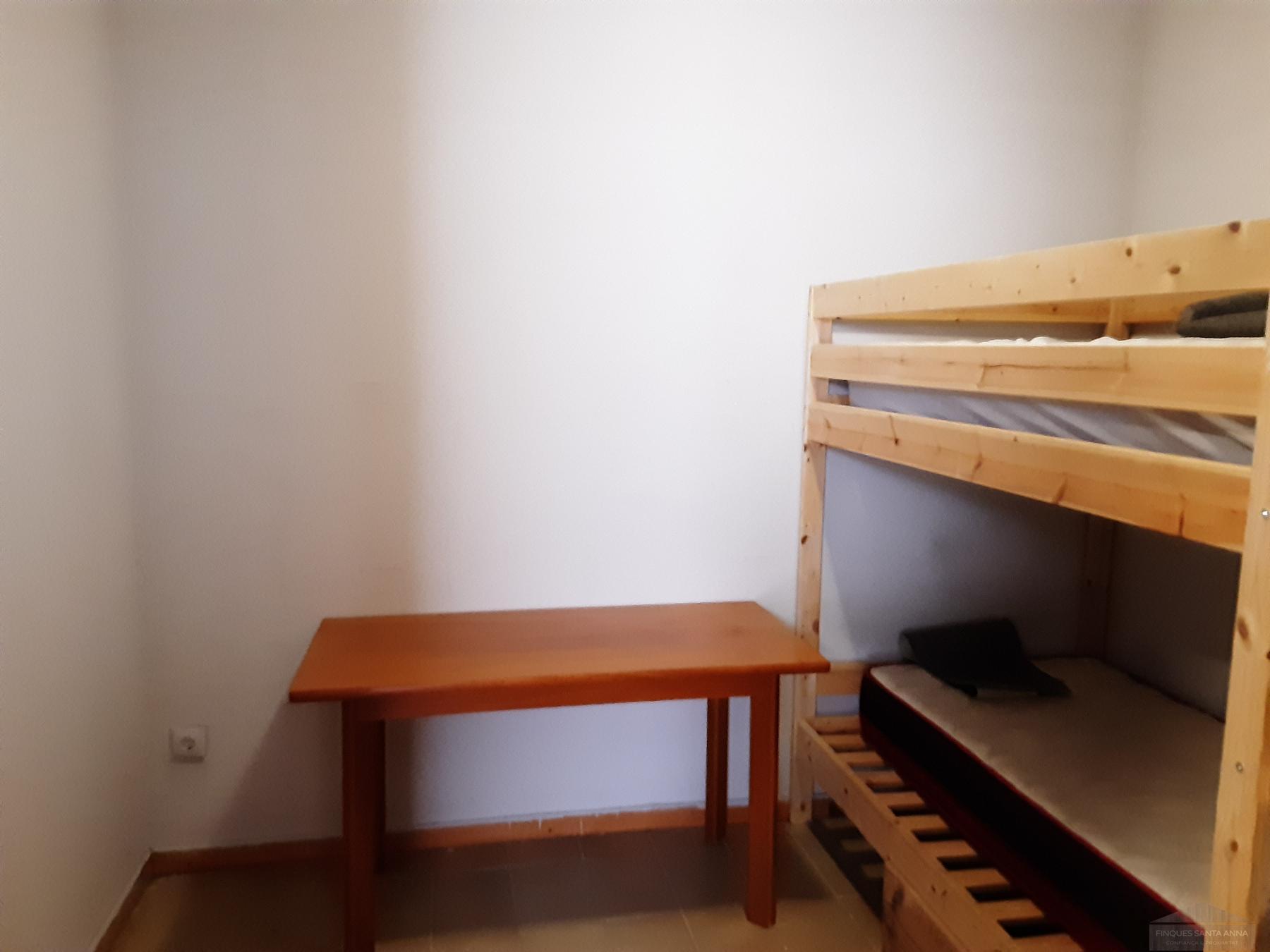Venta de estudio en Badalona
